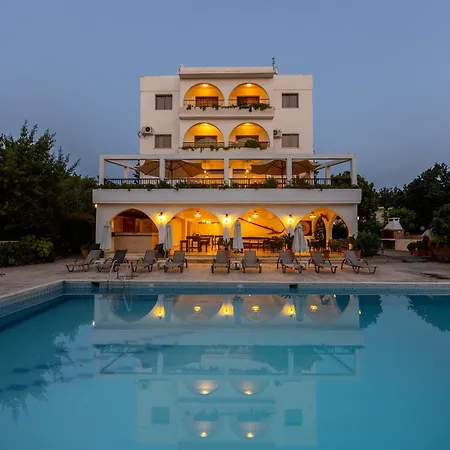 Aparthotel Stephanos 3*