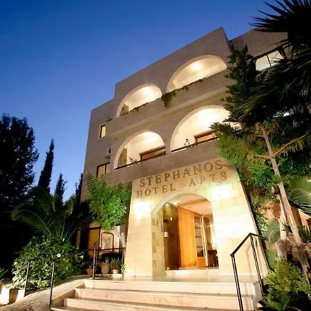 Stephanos Aparthotel 3*