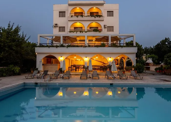 Aparthotel Stephanos 4*