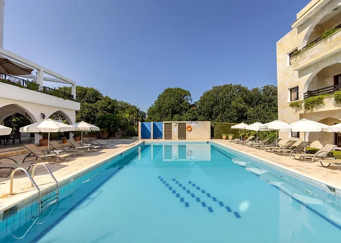 Aparthotel Stephanos 4*