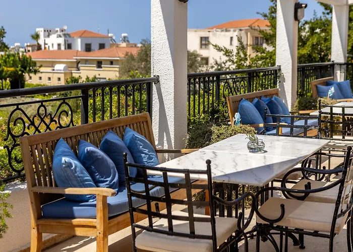 Aparthotel Stephanos